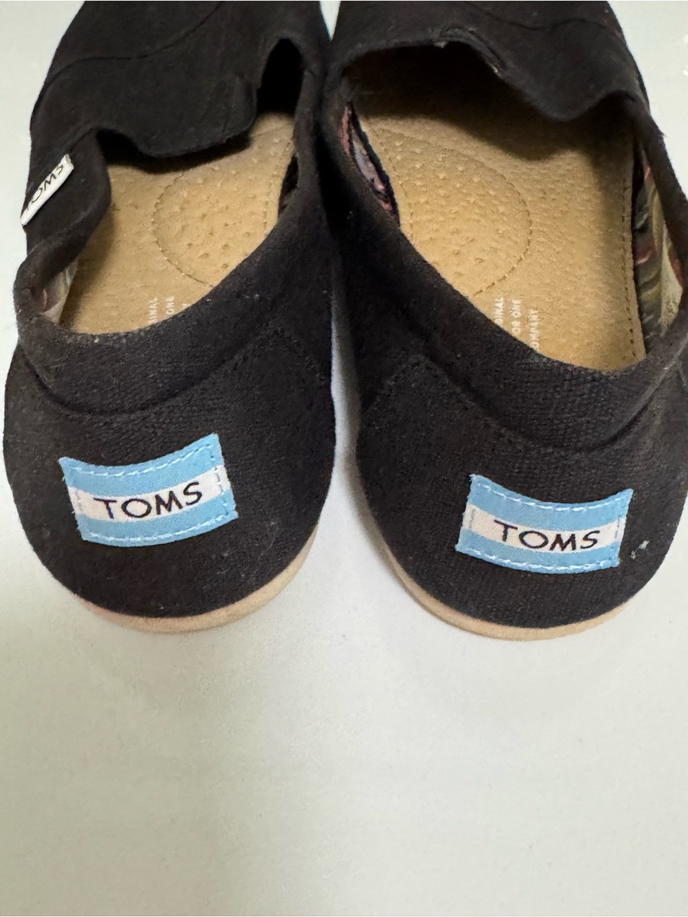 Toms Black Canvas Slip-On Flats - Picture 4 of 5